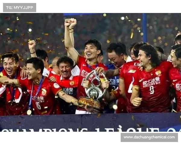 帕雷德斯成功经验对年轻球员成长的启示与实践意义